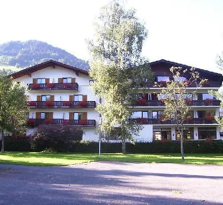 Hotel Schonblick 3*