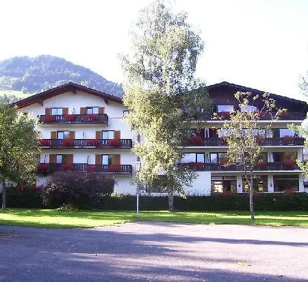 Hotel Schoenblick 3*