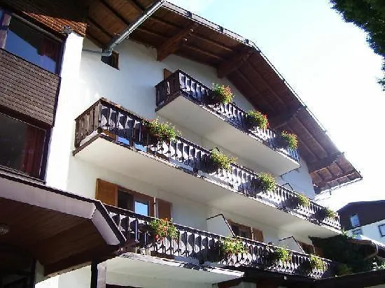 Schonblick Hotel 3*